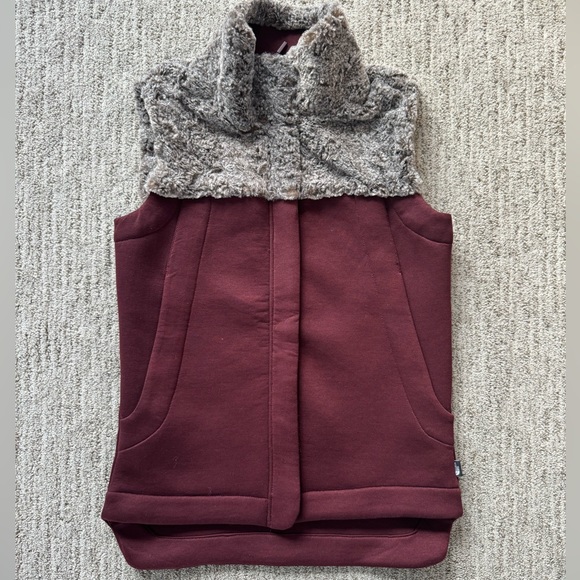 North Face - Hybernation Thermal 3D Vest Maroon Red Gray Shearling size XS - Picture 10 of 13